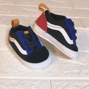 NWOB baby vans size 1